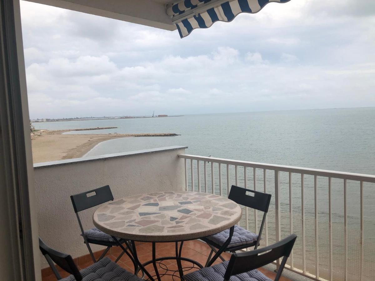 Apartamento En Primera Linea De Mar Sant Carlos de la Ràpita المظهر الخارجي الصورة